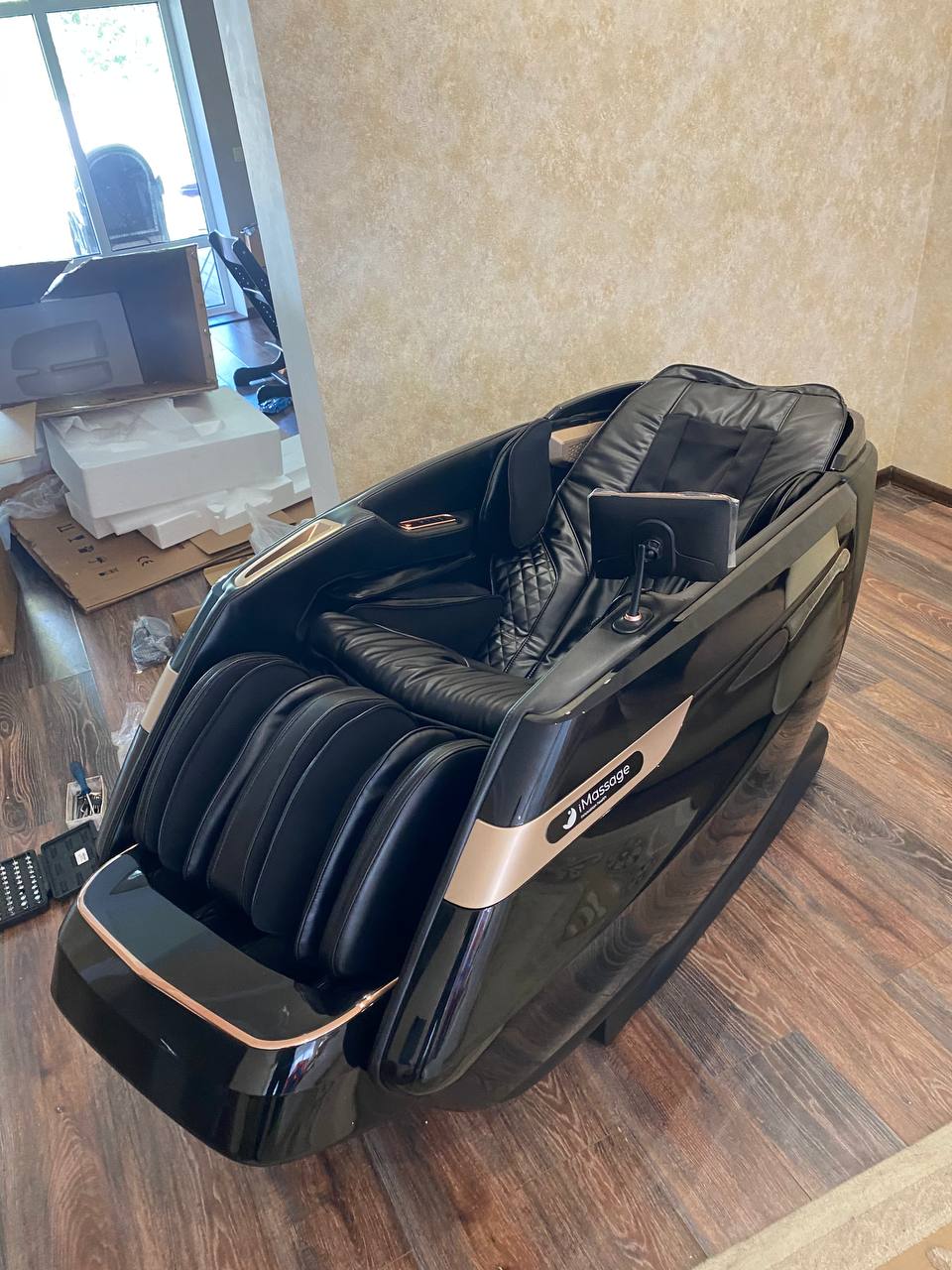 Массажное кресло iMassage iCon. Доставка клиенту